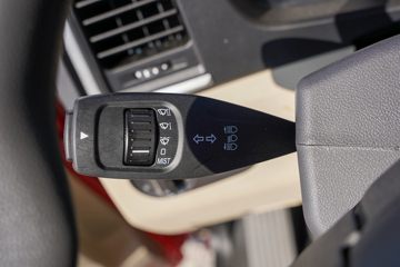 �����ؿ� ����X5000 ����� 480���� 6X4 LNGǣ����ͼƬ