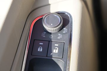 �����ؿ� ����X5000 ����� 480���� 6X4 LNGǣ����ͼƬ