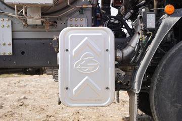 �������� ����H5 500���� 6X4 LNGǣ����ͼƬ