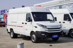 �Ͼ���ά���µ���V37 2.5T���� 150���� 3����ջ���(��˫̥)ͼƬ