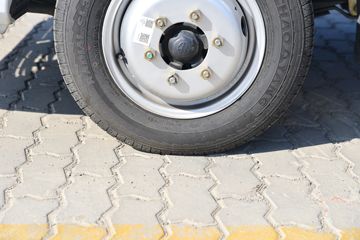 ����;�� T5 1.6L 122���� ���� 3.81�׵�����ʽС��(EQ5031XXY16QCCAC)ͼƬ