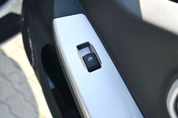 ����;�� T6 2.0L 150���� ���� 4.005�׵�����ʽС��(����)(EQ5031XXY26QEAC)ͼƬ