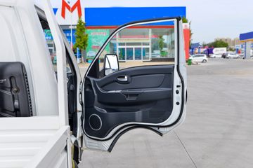 �������� ��X1 2.0L 133���� ���� 4X2 4�׵�������΢��ͼƬ