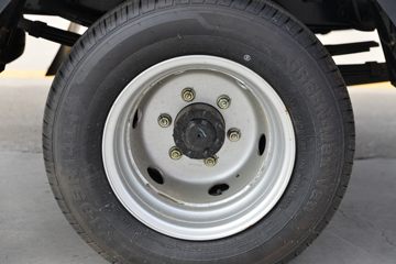 �������� ��X1 2.0L 133���� ���� 4X2 4�׵�������΢��ͼƬ