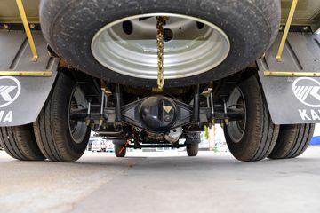 �������� ��X1 2.0L 133���� ���� 4X2 4�׵�������΢��ͼƬ