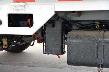 �������� ��X1 2.0L 133���� ���� 4X2 4�׵�������΢��ͼƬ