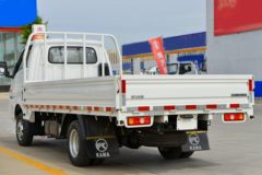 凯马汽车 锐航X1 2.0L 133马力 汽油 4X2 4米单排栏板微卡(KMC1039QA318D6)