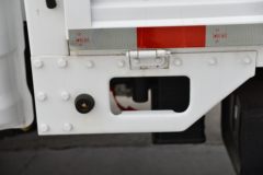 凯马汽车 锐航X1 2.0L 133马力 汽油 4X2 4米单排栏板微卡(KMC1039QA318D6)