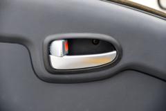 凯马 锐航X3 127马力 3米双排栏板微卡(KMC1040X3180S6) 凯马 锐航X3 127马力 3米双排栏板微卡(KMC1040X3180S6)