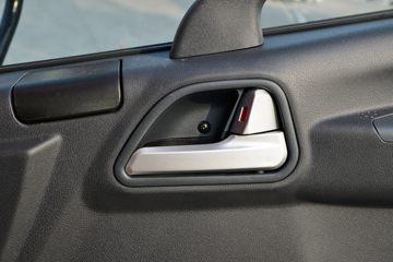 ��� J6F ��ɽ�� 140���� 4.2�׵��������ῨͼƬ