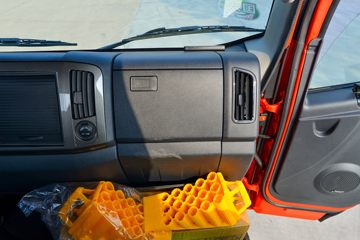 ��� J6F ��ɽ�� 140���� 4.2�׵��������ῨͼƬ