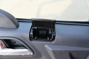 ��� J6F ��ɽ�� 140���� 4.2�׵��������ῨͼƬ