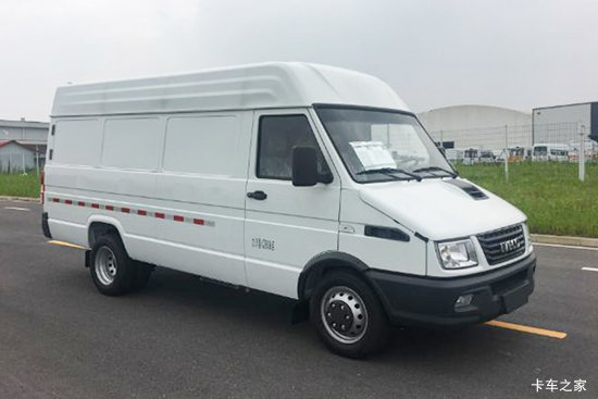 �Ͼ���ά�µ���V40 2.5T���� 150���� 3����ջ���(��˫̥)