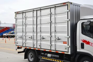 ���� ����M3 ������ 2.2L 95���� CNG 4.16�׵�����ʽ�ῨͼƬ