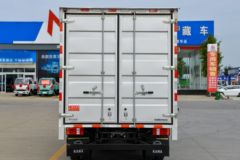 凯马 凯捷M3 尊享版 2.2L 95马力 CNG 4.16米单排厢式轻卡(KMC5043XXYNG336DP6C)