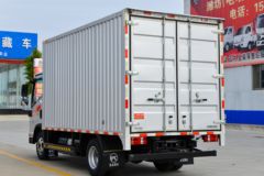 凯马 凯捷M3 尊享版 2.2L 95马力 CNG 4.16米单排厢式轻卡(KMC5043XXYNG336DP6C)