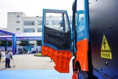 上汽红岩 杰狮H6 标准版 4X2 换电式纯电动牵引车(带液缓)(CQ4180BEVSS21S)350.07kWh