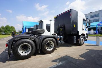 杰虎&nbsp;电动牵引车外观图片