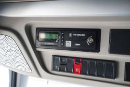 杰虎&nbsp;电动牵引车驾驶室图片