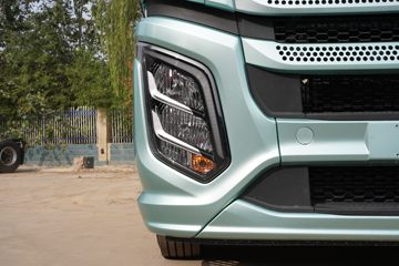 һ����� J6V�ؿ� 530���� 6X4 LNGǣ����(CA4250P66M25T1E6)ͼƬ