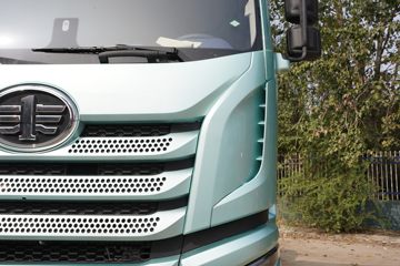 һ����� J6V�ؿ� 530���� 6X4 LNGǣ����(CA4250P66M25T1E6)ͼƬ