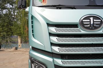 һ����� J6V�ؿ� 530���� 6X4 LNGǣ����(CA4250P66M25T1E6)ͼƬ