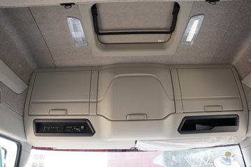 һ����� J6V�ؿ� 530���� 6X4 LNGǣ����(CA4250P66M25T1E6)ͼƬ