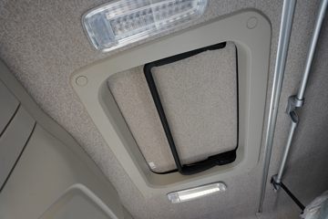 һ����� J6V�ؿ� 530���� 6X4 LNGǣ����(CA4250P66M25T1E6)ͼƬ