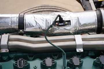 һ����� J6V�ؿ� 530���� 6X4 LNGǣ����(CA4250P66M25T1E6)ͼƬ