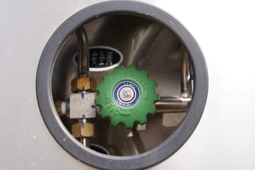 һ����� J6V�ؿ� 530���� 6X4 LNGǣ����(CA4250P66M25T1E6)ͼƬ