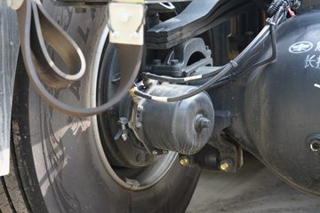 һ����� J6V�ؿ� 530���� 6X4 LNGǣ����(CA4250P66M25T1E6)ͼƬ