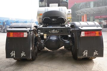 һ����� J6V�ؿ� 530���� 6X4 LNGǣ����(CA4250P66M25T1E6)ͼƬ