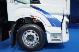 杰狮&nbsp;电动牵引车外观图片