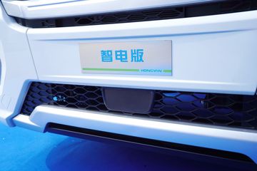 �������� ��ʨH6 �ǵ�� 25T 6X4 ����ʽ���綯ǣ����282kWhͼƬ