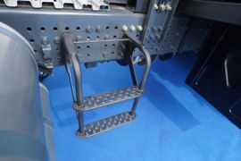 杰狮&nbsp;电动牵引车底盘图片