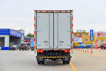 ���� ����M3 ��ҵ�� 130���� 4.16�׵�����ʽ�Ῠ(5��������)ͼƬ