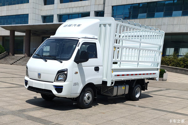 远程 V5M 舒适版 4.005米单排甲醇仓栅式小卡