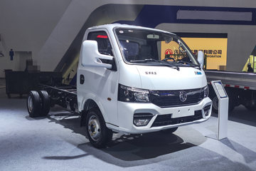 东风股份 EV200 低配版 4.5T 3.965米单排纯电动厢式轻卡(DFA5040XXYTBEV7)62.208kWh