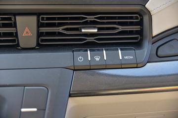 ������ȫ˳ 2023�� 143���� 2.0T���� 9���Զ� 9�������ж�����;���ó�ͼƬ