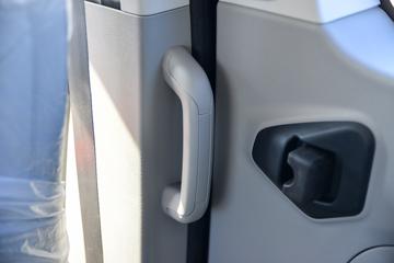 ������ȫ˳ 2023�� 143���� 2.0T���� 9���Զ� 9�������ж�����;���ó�ͼƬ