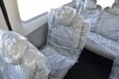 江铃新全顺 2023款 143马力 2.0T柴油 9档自动 9座中轴中顶多用途乘用车