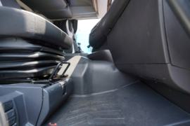 杰狮&nbsp;电动牵引车驾驶室图片