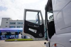 上汽红岩 杰狮H6 18T 4X2 燃料电池牵引车(CQ4180FCEVSS441A)