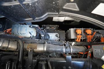 �������� ��ʨH6 18T 4X2 ȼ�ϵ��ǣ����(CQ4180FCEVSS441A)ͼƬ