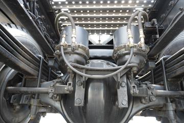 �������� ��ʨH6 18T 4X2 ȼ�ϵ��ǣ����(CQ4180FCEVSS441A)ͼƬ