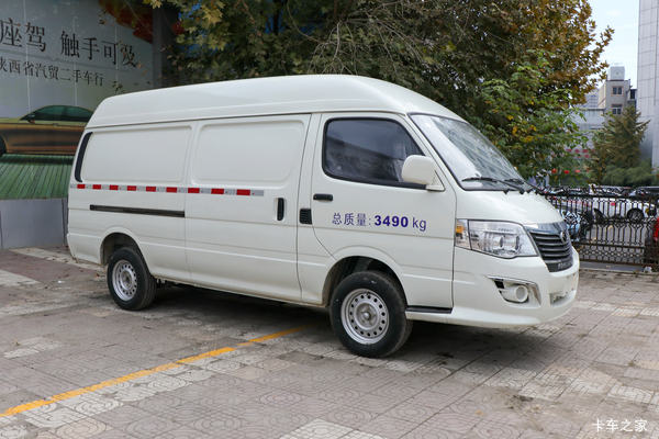 厦门金龙 金威 捷运 95马力 CNG 2座高顶封闭货车
