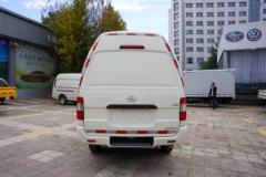 厦门金龙 金威 捷运 117马力 2.2L汽油 2座 高顶封闭货车