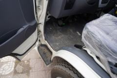 厦门金龙 金威 捷运 117马力 2.2L汽油 2座 高顶封闭货车