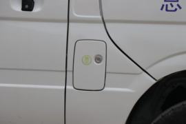 龙耀8&nbsp;电动封闭厢货外观图片