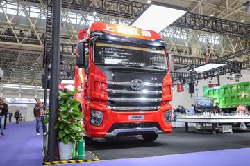 上汽红岩 杰狮H6 标载版 590马力 6X4 LNG自动档牵引车